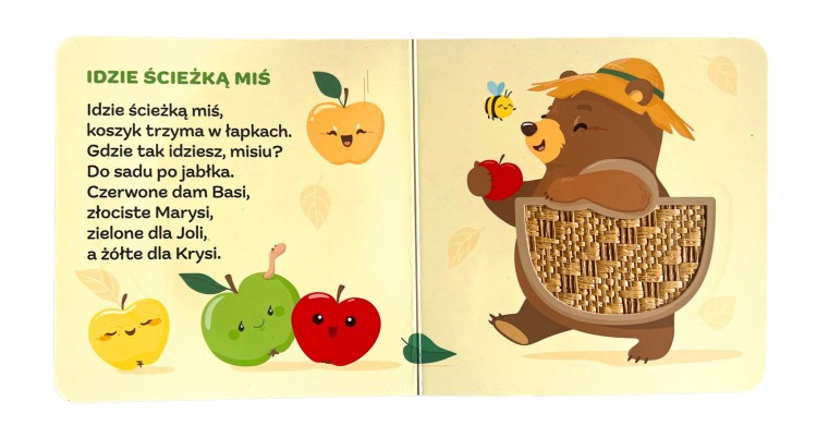 Wnętrze książki sensorycznej Rymowanki dotykanki. Ślimak, ślimak przedstawiające misia z elementem dotykowym imitującym strukturę koszyka